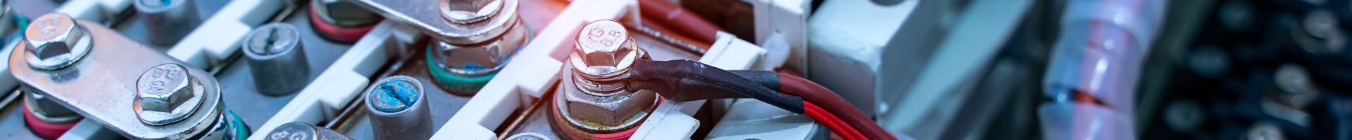 長崎県佐世保市周辺のバッテリー交換専門店のリビルドバッテリー交換・新品バッテリー交換についてご紹介します。